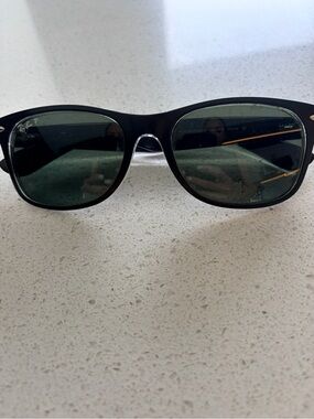 Ray-Ban Black Frame Sunglasses with Dark Lenses like new for men or women